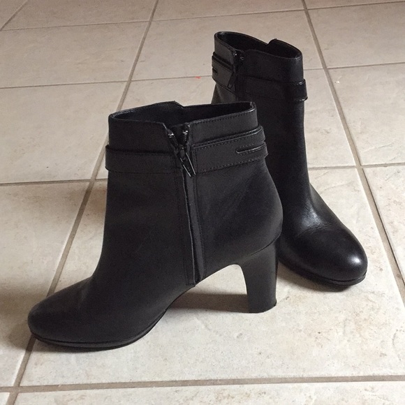 Ralph Lauren Ankle Boots - Picture 2 of 7